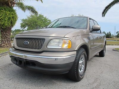 03 f-150 crew cab lariat with 5.4l low miles low rsereve runs great fl truck