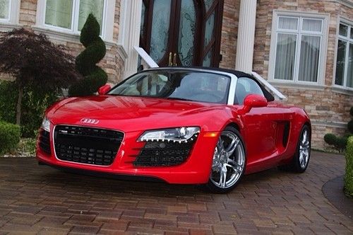 2012 audi r8 spyder convertible 2-door 4.2l red