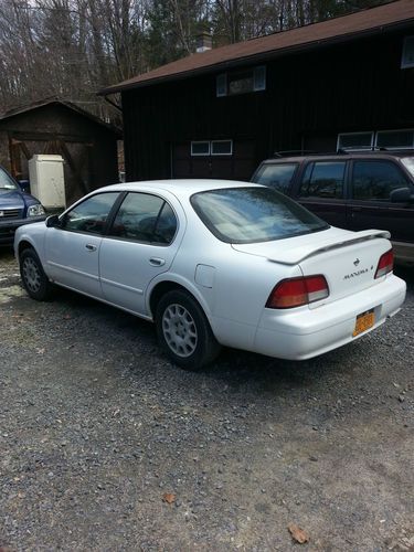 1997 nissan maxima se sedan 4-door 3.0l