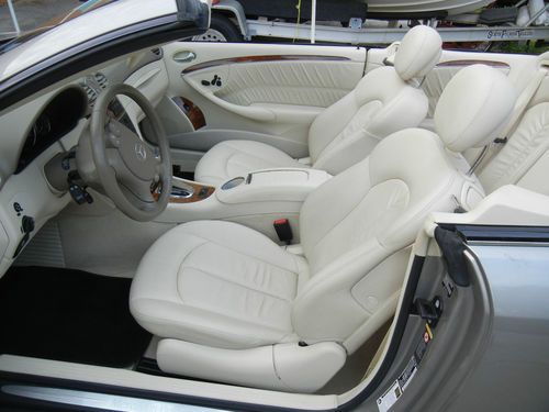 2006 mercedes-benz clk350 base convertible 2-door 3.5l
