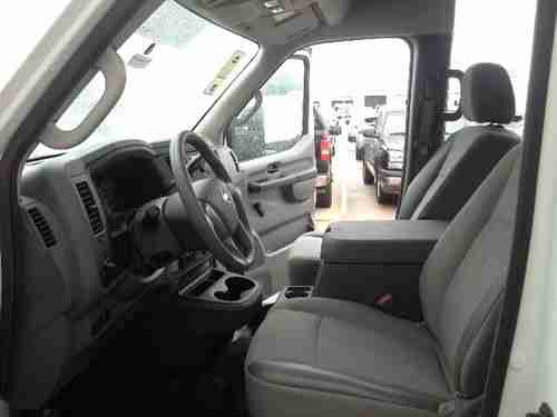 2012 Nissan NV 2500 S, image 4