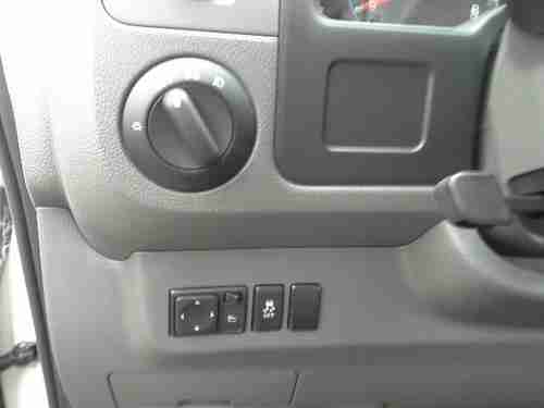 2012 Nissan NV 2500 S, image 7