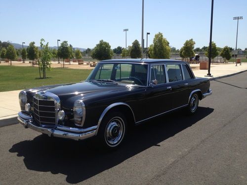 1966 mercedes-benz 600 pullman 6.3l swb chauffer driven glass divider/bar