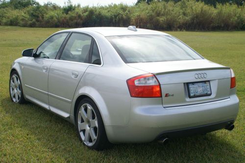 2004 audi s4 base sedan 4-door 4.2l