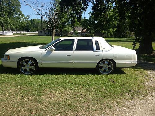 1998 cadillac deville base sedan 4-door 4.6l