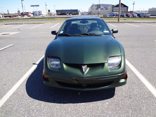 2000 pontiac sunfire se coupe 2-door 2.2l