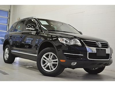 10 volkswagen touareg 4x4 heated seats 24k financing leather park distance contl