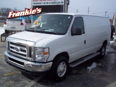 Cargo van v-8 power windows and locks a/c carfax certified