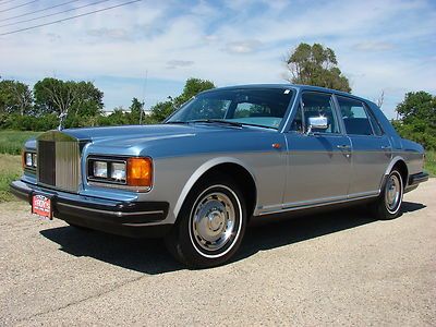 1984 rolls royce silver spirit (clean) cold a/c (show or drive)
