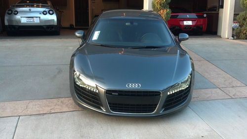 2009 audi r8 coupe quattro r tronic (many upgrades including carbon fiber)