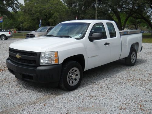 2007 chevy silverado new body style!!! ext-cab swb c-1500 work truck low miles!!