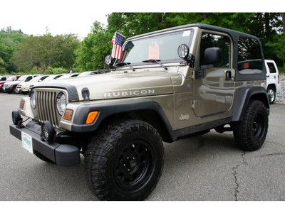 Rubicon manual 4.0l power steering hard top low miles clean car fax