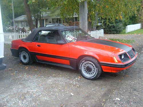 86 gt nice! mustang convertible  red on black lowered price 1,000