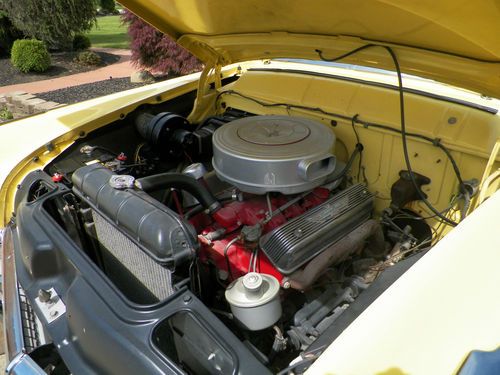 1955 FORD SUNLINER CONVERTIBLE Beautifully Restored Classic!!!, image 19