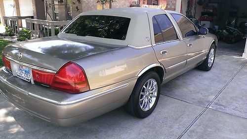 2003 mercury grand marquis gs sedan 4-door 4.6l