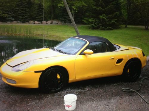 2001 porsche boxster roadster convertible 2-door 2.7l needs engine!!!