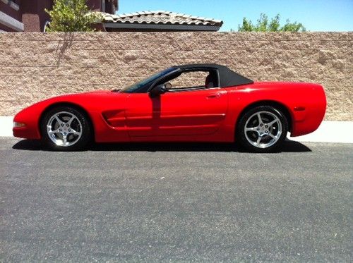 Immaculate 2004 chevrolet corvette convertible - only 25k - private seller