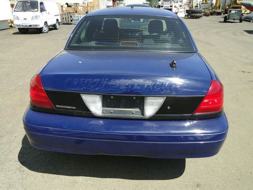 2008 Ford Crown Victoria Police Interceptor - Retired Police Vehicle, image 5