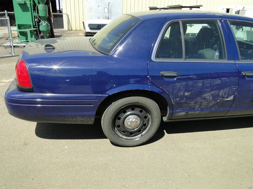 2008 Ford Crown Victoria Police Interceptor - Retired Police Vehicle, image 6