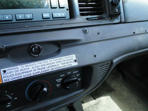2008 Ford Crown Victoria Police Interceptor - Retired Police Vehicle, image 14