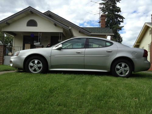 2008 pontiac grand prix base sedan 4-door 3.8l