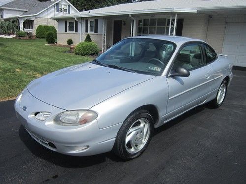 1998 ford escort zx2 coupe 2-door 2.0l dohc excellent condition very clean