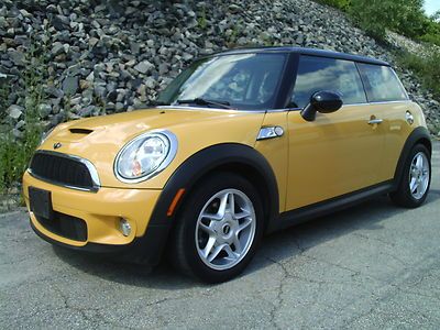 Beautiful yellow mini cooper s w/ only 47k miles! leather, pano roof, automatic!