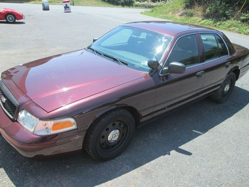 2006 ford crown victoria police interceptor sedan 4-door 4.6l