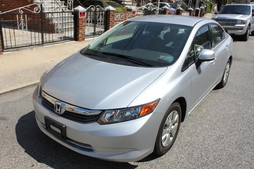 2012 honda civic lx sedan 4-door 1.8l