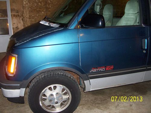 1994 chevy astro ext awd van