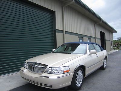 2003 lincoln town car "cartier" premium 1 elderly owner only 42k miles michelins