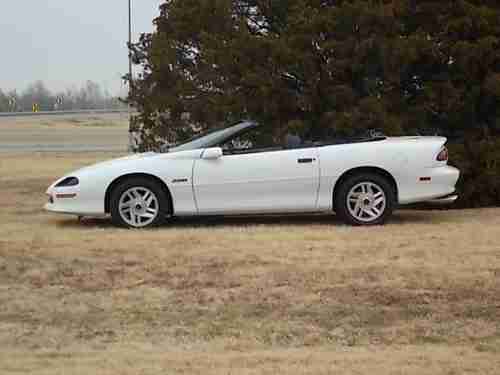 High Grade 1995 Camaro Z28 Convertible Beautiful 18,600 Miles Near MINT!!, US $14,900.00, image 2