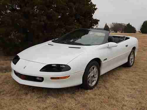High Grade 1995 Camaro Z28 Convertible Beautiful 18,600 Miles Near MINT!!, US $14,900.00, image 9