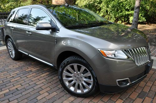 2012 mkx awd.leather/navigation/heat/cool/camera/pano/xenons/20's/sensor/rebuilt