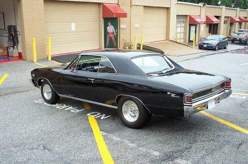 Beautiful 1967 Black Chevelle, image 5