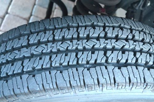 2004 WHITE FORD E350 SUPER DUTY XL 12 PASSENGER VAN, image 3