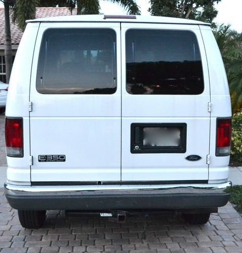 2004 WHITE FORD E350 SUPER DUTY XL 12 PASSENGER VAN, image 4