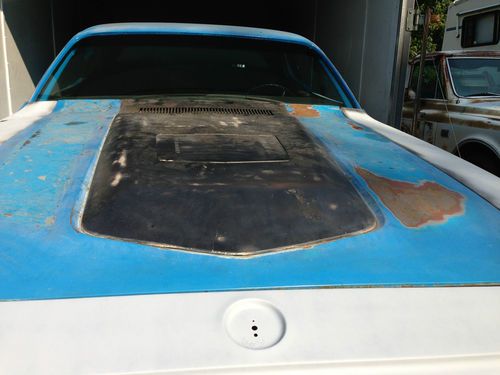 1972 road runner air grabber petty blue