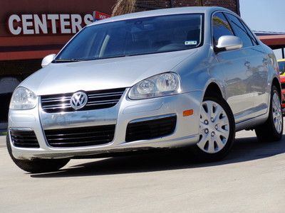 Turbo diesel-tdi-5 speed manual-c.cfx-one owner-heated seats-auto dual climate