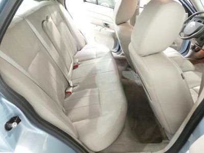 Flex Fuel Ethanol 4.6L V8 Blue Sedan New Tires Leather Seats Cruise Controls CD, image 25