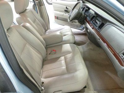 Flex Fuel Ethanol 4.6L V8 Blue Sedan New Tires Leather Seats Cruise Controls CD, image 26