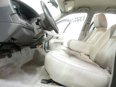 Flex Fuel Ethanol 4.6L V8 Blue Sedan New Tires Leather Seats Cruise Controls CD, image 36