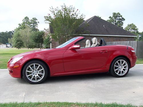 Red mercedes  slk-350