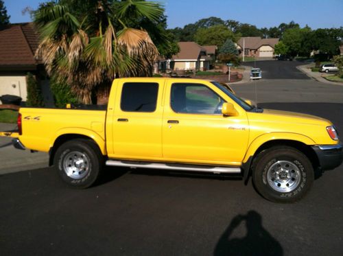 2000 nissan frontier se crew cab pickup 4-door 3.3l