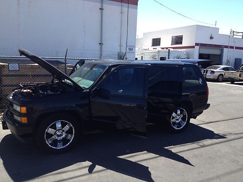 2000 chevy tahoe limited