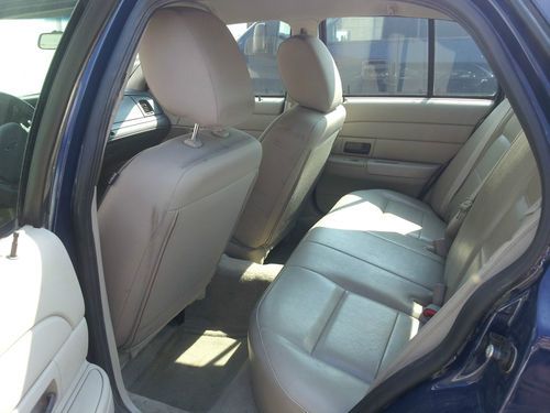 2011 Ford Crown Victoria Police Interceptor Sedan 4-Door 4.6L, image 14