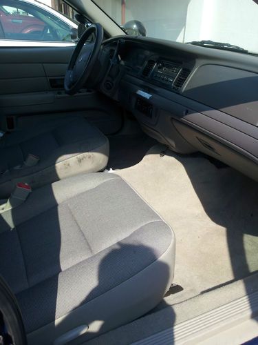 2011 Ford Crown Victoria Police Interceptor Sedan 4-Door 4.6L, image 20