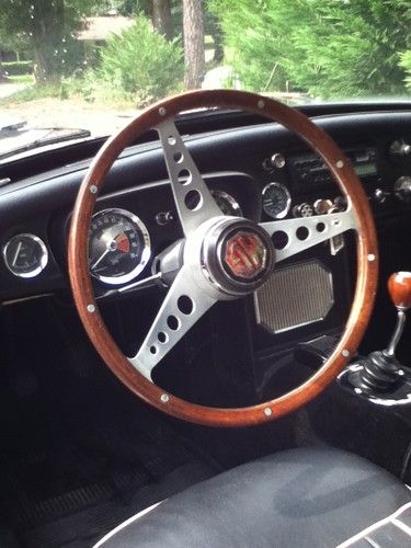 1967 MGB GT, image 3