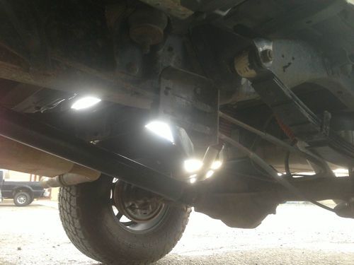 ** Dodge Ramcharger 1500 white 4x4, image 7