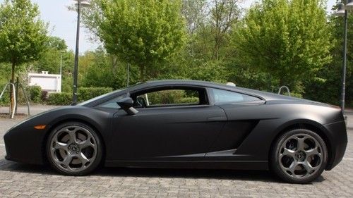 Lamborghini gallardo  - matte black - worldwide - low mil. - e-gear - 1st owner